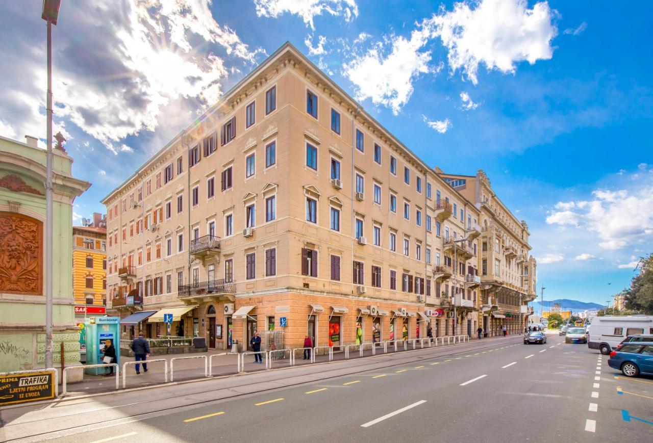 Dana * Rijeka