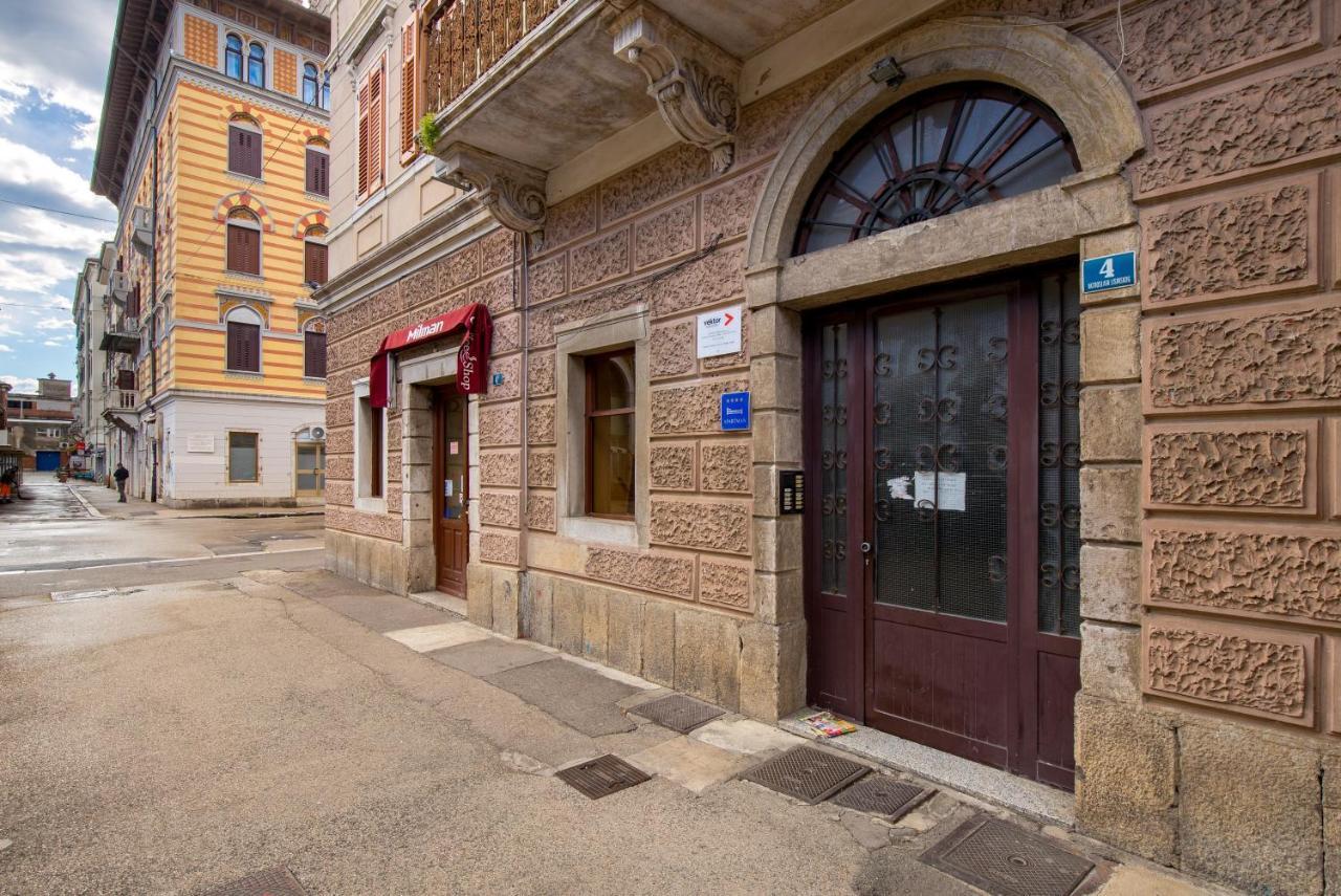 Dana * Rijeka